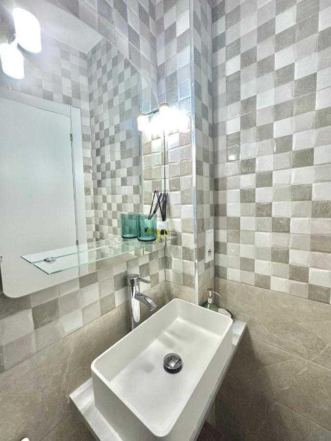 Sol Apartamentos Malaga Centro Dış mekan fotoğraf